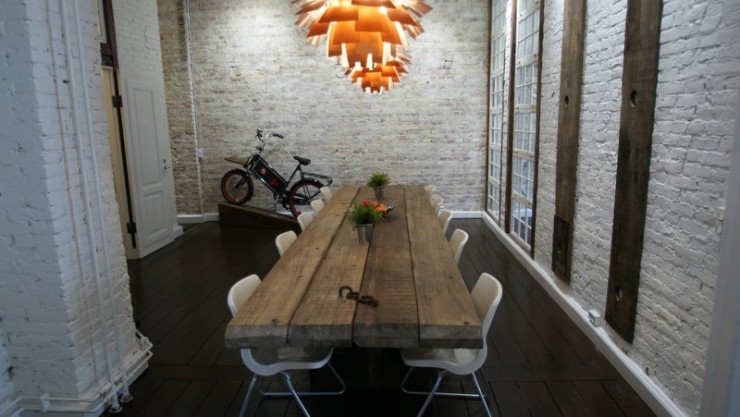 Lausnotebook: thors design: reusing azobé wood Azobetræ planker