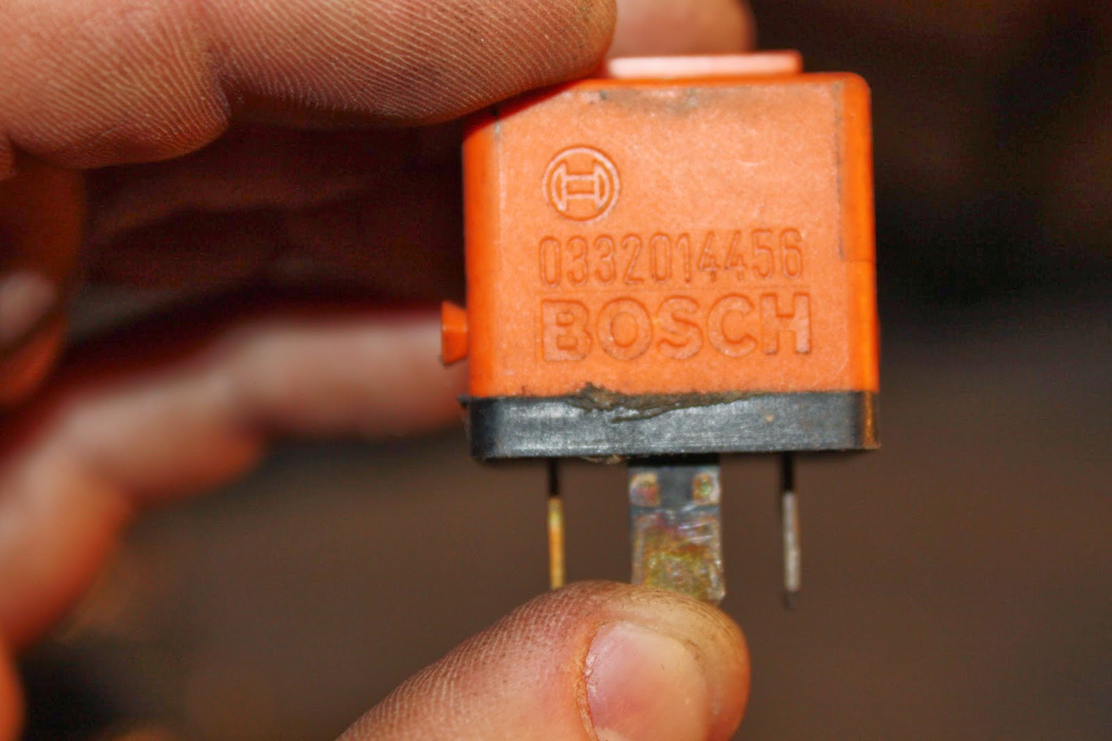 KrEvCon BMW Parts E30 Bosch Relay (03322014456)