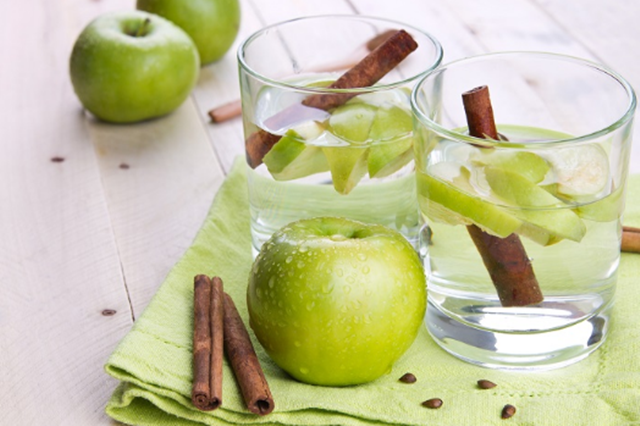 Tips Detoks Toksin Paling Mudah Dengan Epal dan Kulit kayu Manis