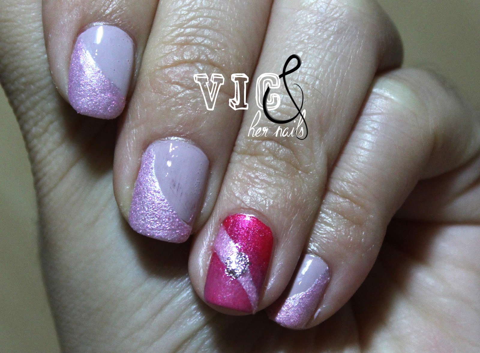 Vic and Her Nails: Pink Bling