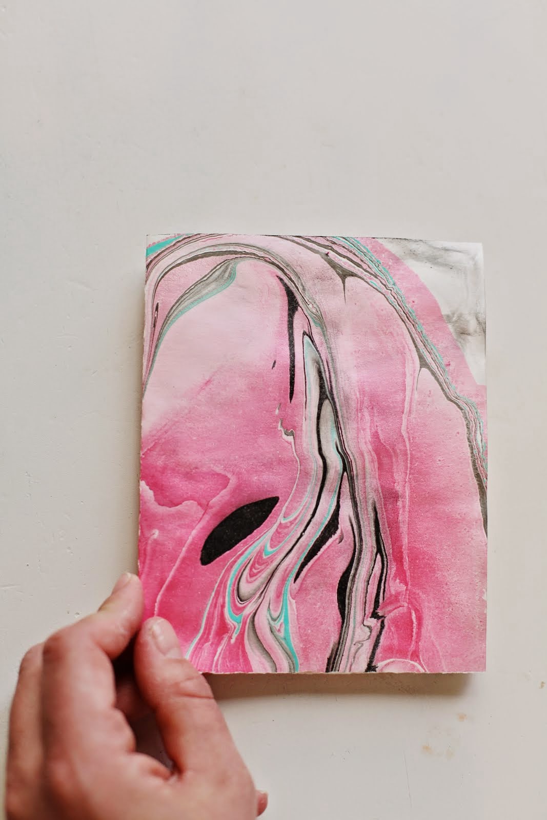 DIY Marbling on Paper and Fabric