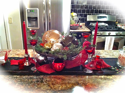 everyday donna: Kitchen Island Centerpiece
