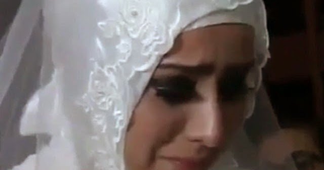 ستايل لايف فيديو مؤثر جدا عروس تركية لحظة خروجها من بيت والدها مؤثرة جدا