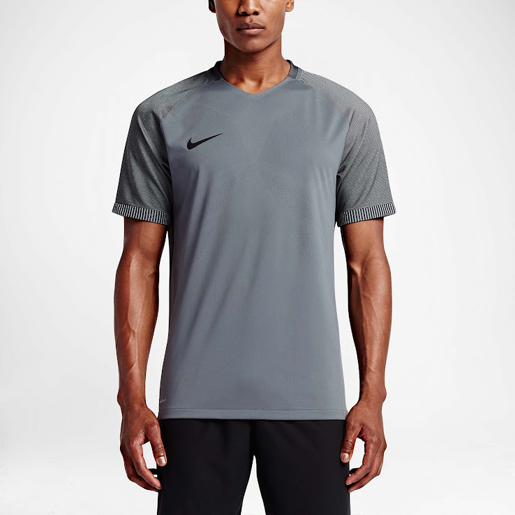 nike men's aeroswift