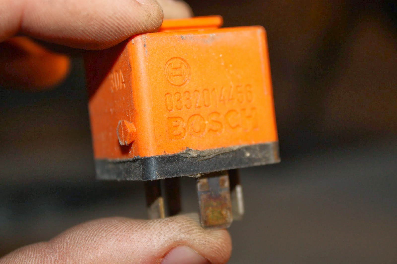 KrEvCon BMW Parts E30 Bosch Relay (03322014456)