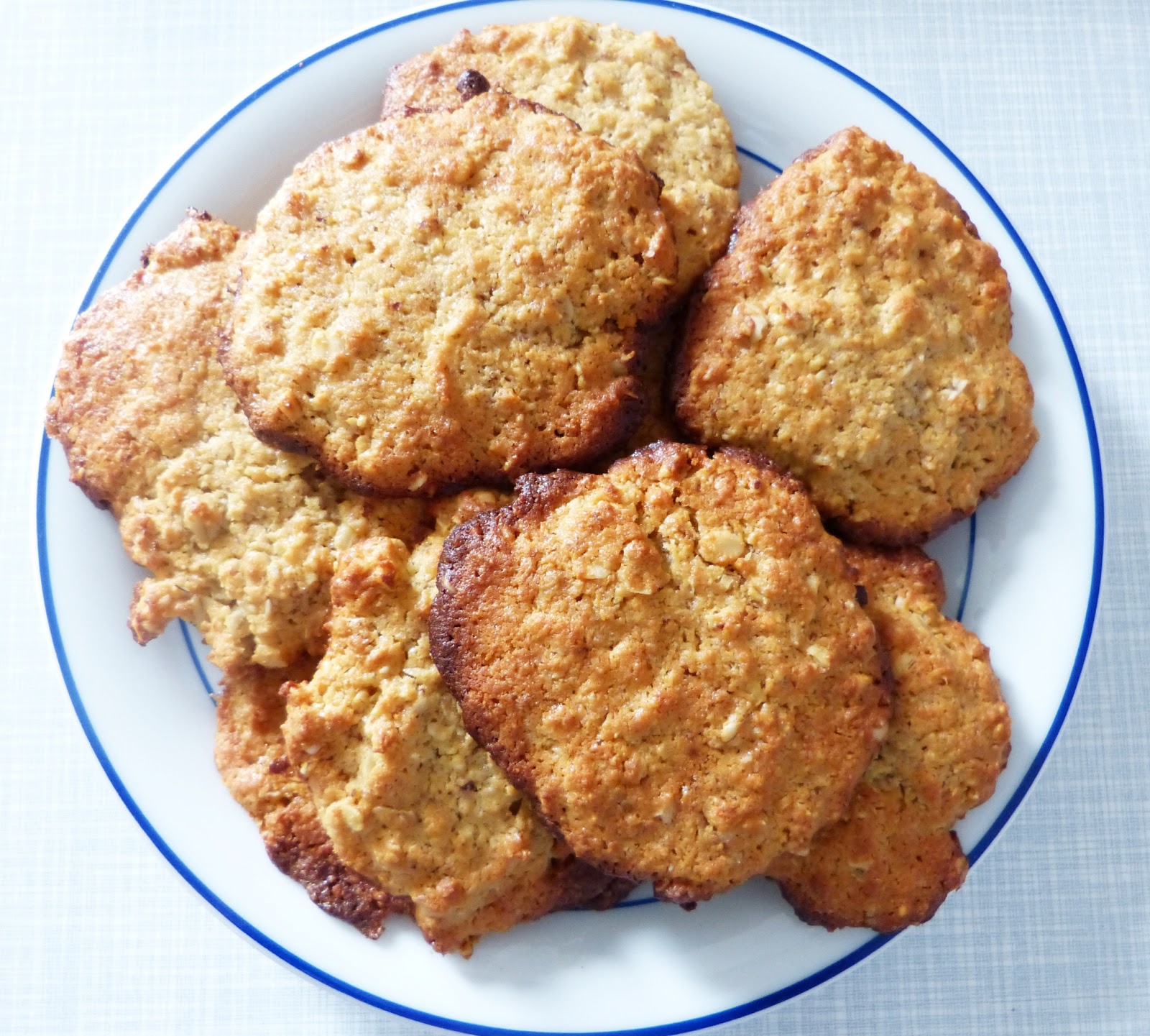 YoungInspiring: Erdnussbutter-Haferflocken Cookies ohne Mehl