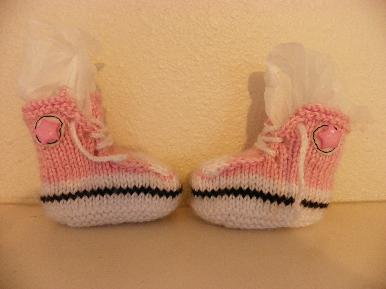 converse baby booties knitting pattern