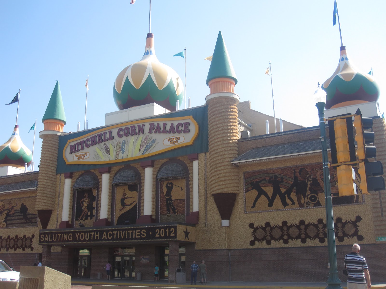 The Happy Harper's: ~The World's Only Corn Palace~