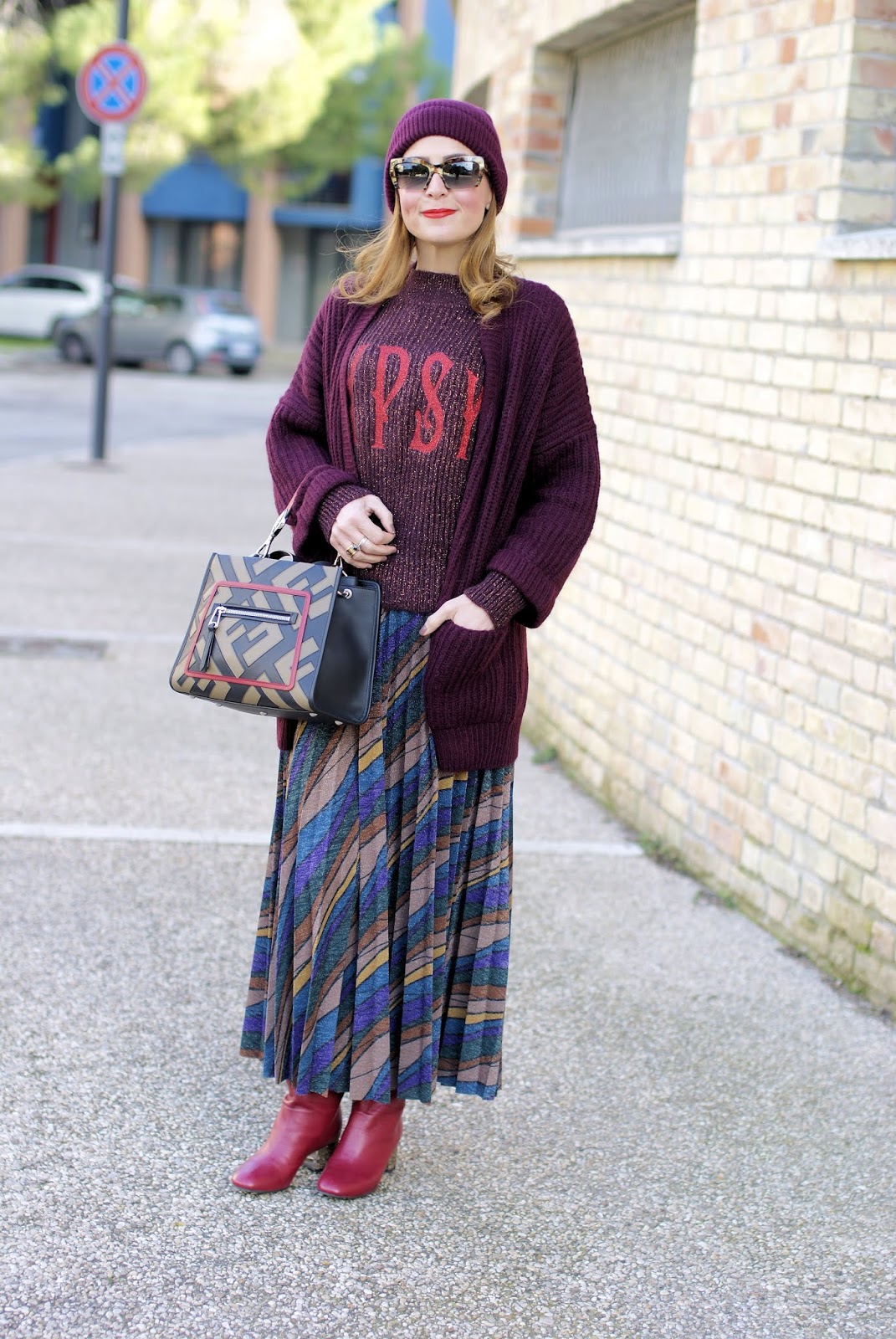 How to wear a maxi skirt with boots: the layering trend | Fashion and ...