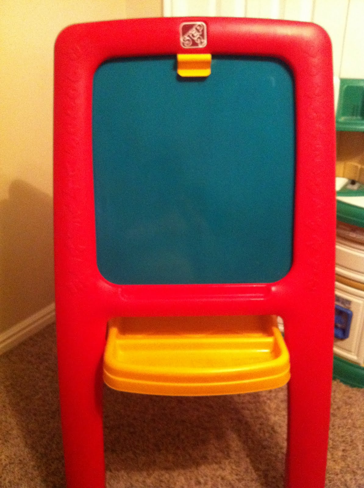 Online yard sale Kids step 2 easel chalk/white board 30