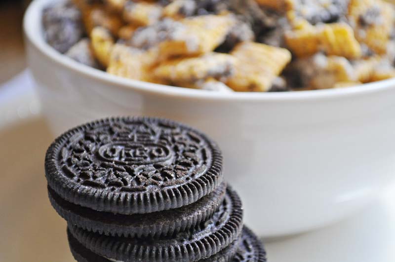Rachel's Recipes Cookies and Cream Chex Mix