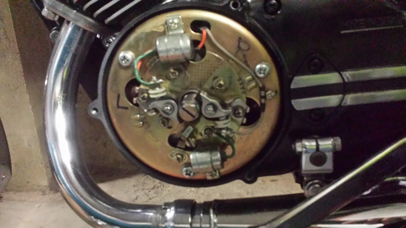 Restoration Yamaha RD125 A: Ignition point adjustment - Tuning Yamaha RD125