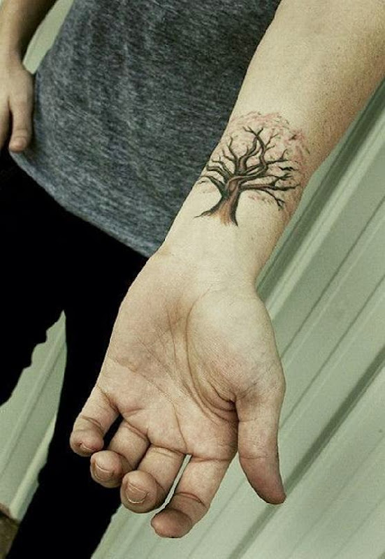 30 Best Tree Tattoo Ideas for Boys And Girls | Tattooton