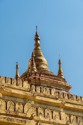 Pagode Shwezigon - Bagan - Myanmar - Birmanie