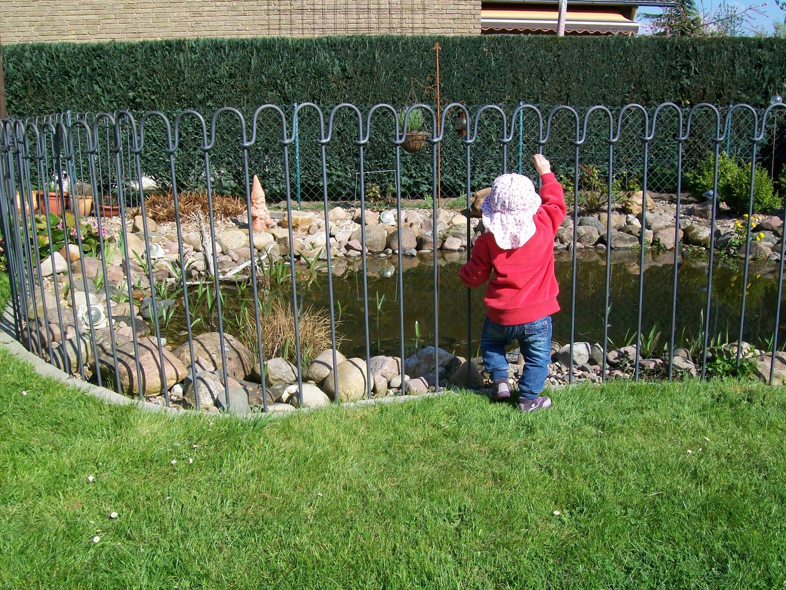 Teich und Steckzäune von www.melabel.be Teichzaun Aufbau in Minden