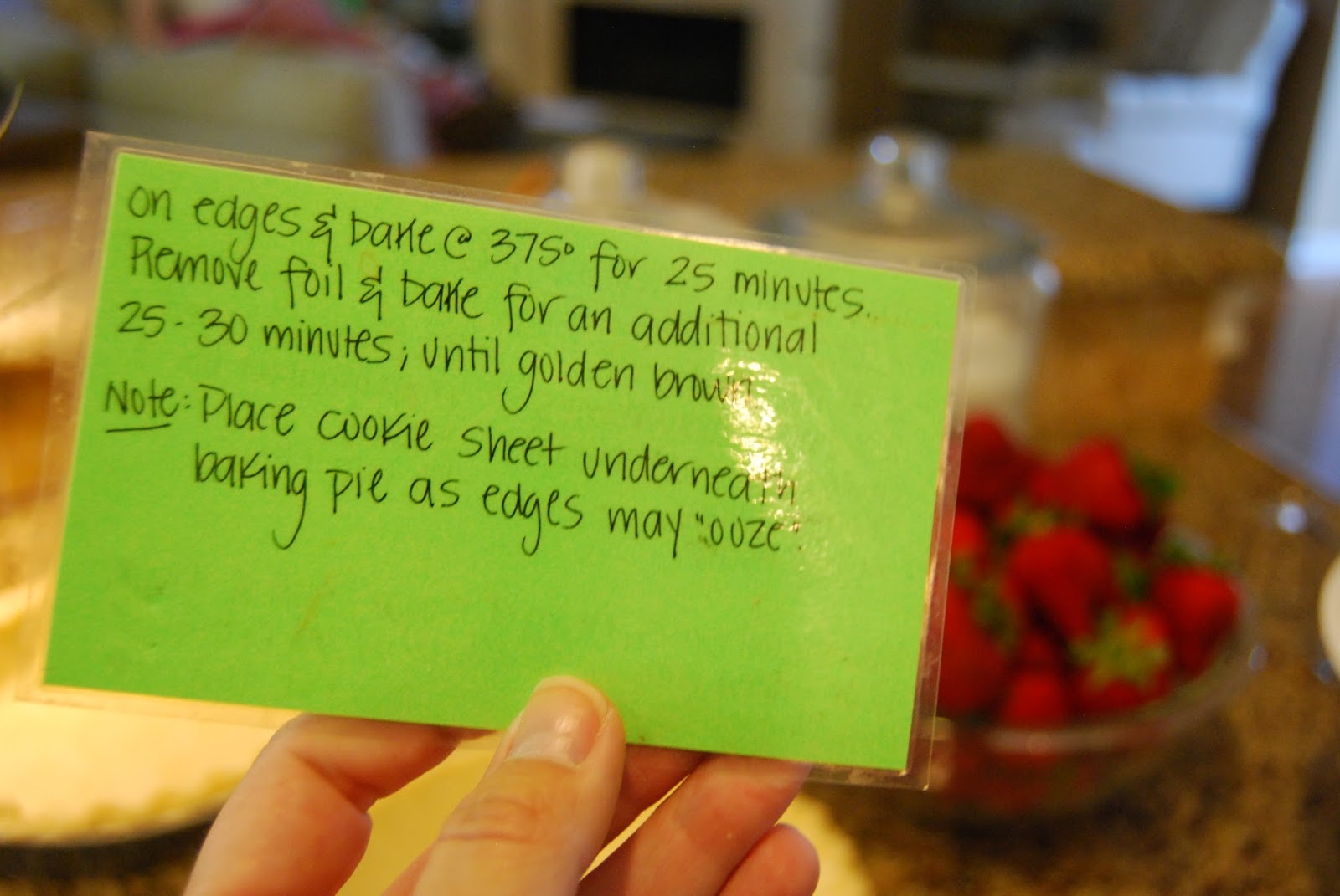 Momfessionals Throwback Thursday Strawberry Pie