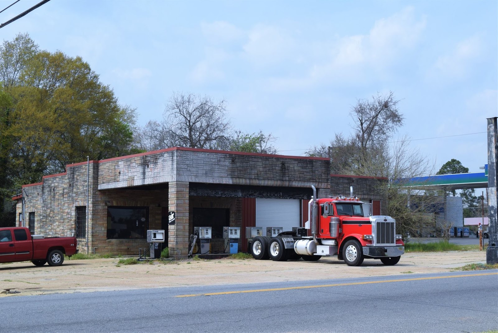 Old Service Station in Wrightsville