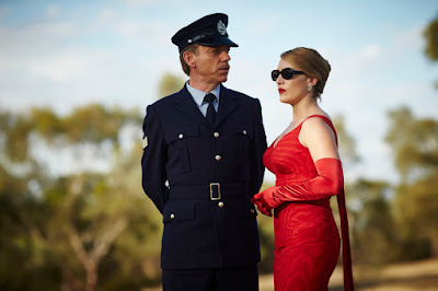 Kate Winslet and Hugo Weaving in The Dressmaker