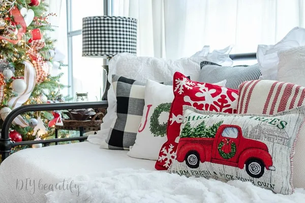 Christmas daybed and pillows
