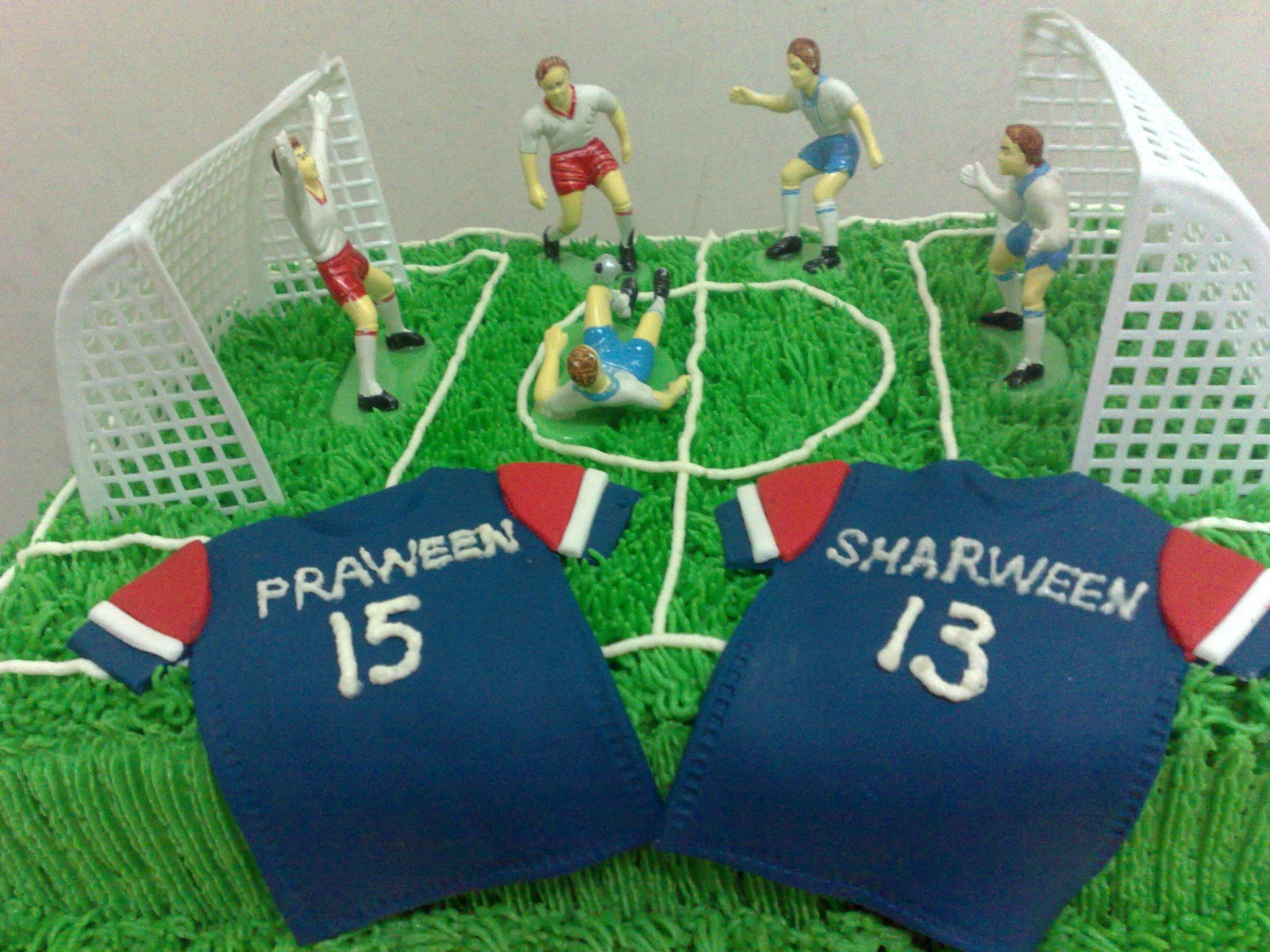 L'mis Cakes & Cupcakes Ipoh Contact 0125991233 Soccer Field Cake