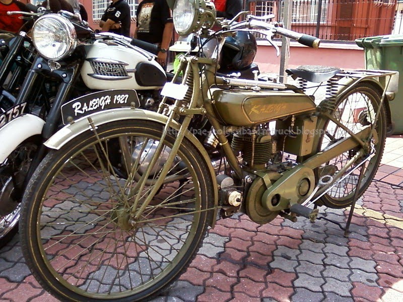  Koleksi Bas dan Truck Malaysian International Classic Bike