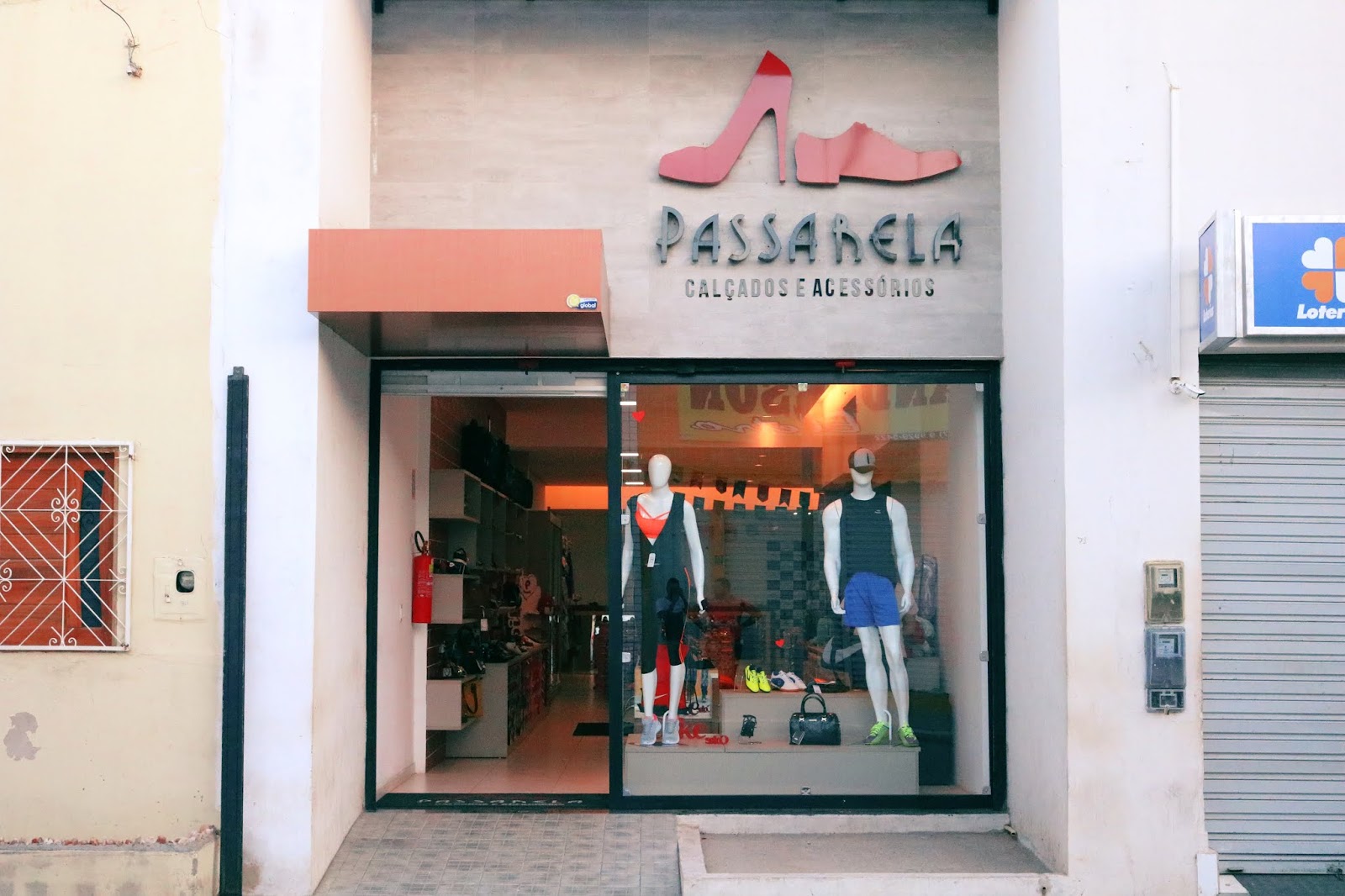 passarela da moda calçados