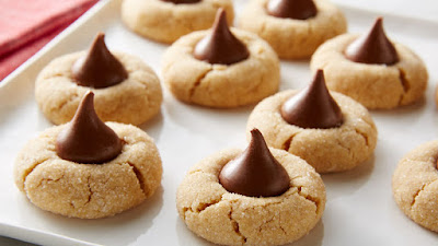 https://www.bettycrocker.com/recipes/classic-peanut-butter-blossom-cookies/a3563f6e-96b0-443f-ae0a-53cef4be6db6