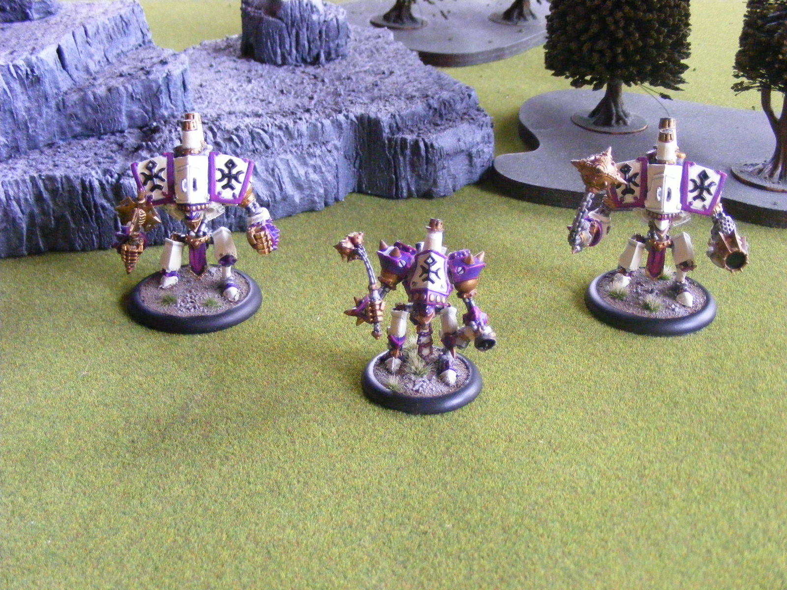 Life In The Man Cave: Painting the Protectorate of Menoth