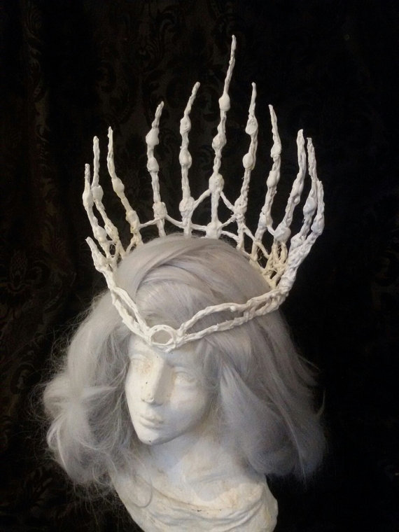 Shivers of Delight: A Crown for a Crone
