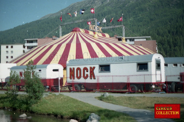 Chapiteau et roulotte du cirque Nock installé au bord du lac de Saint-moritz