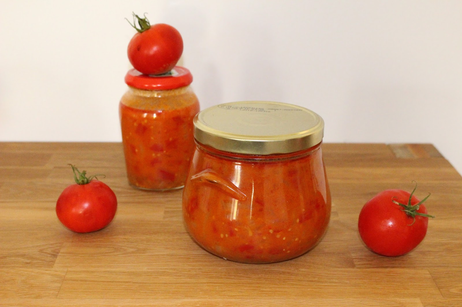 Délices d'une novice Relish sauce sucrésalé à la tomate et aux poivrons