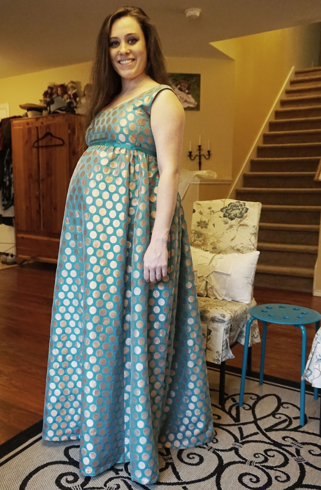 Aux Belles Choses: Vintage Mashup Maternity Dress