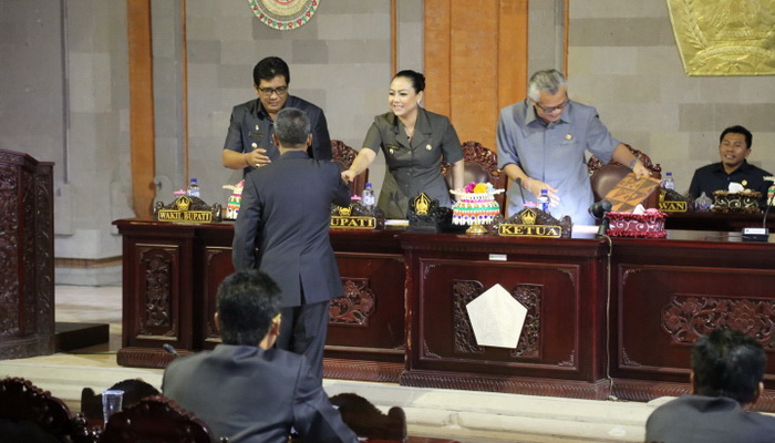 Dewan Tabanan Apresiasi WTP Pelaksanaan APBD 2014