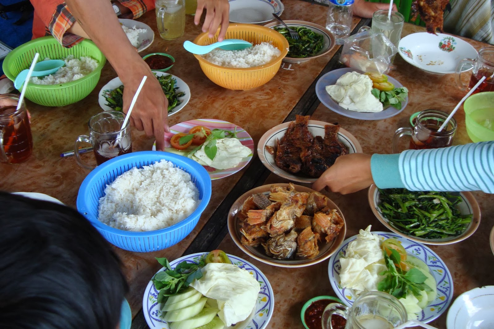 Berbagai menu tersedia di Rawa Jombor, Klaten