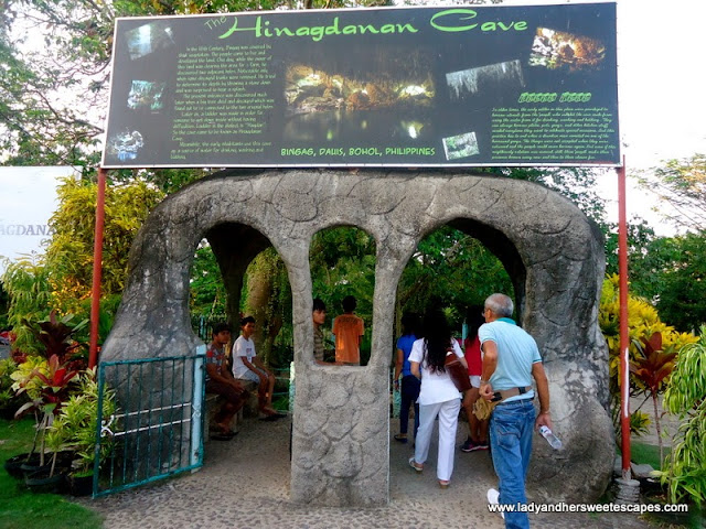 tour in Hinagdanan Cave Panglao Bohol