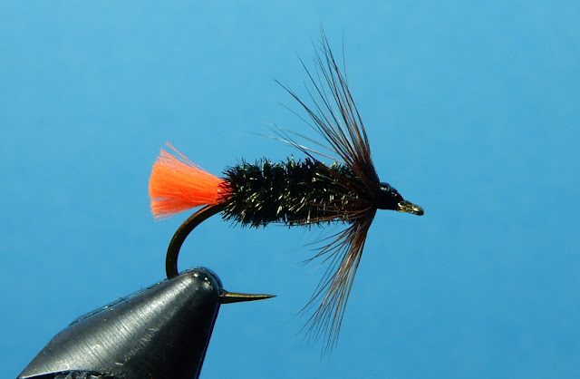 Flytying: New and Old: Red Tag & Family