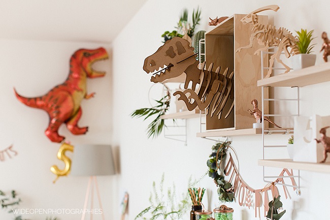 cabeza-madera-rex-fiesta-dino