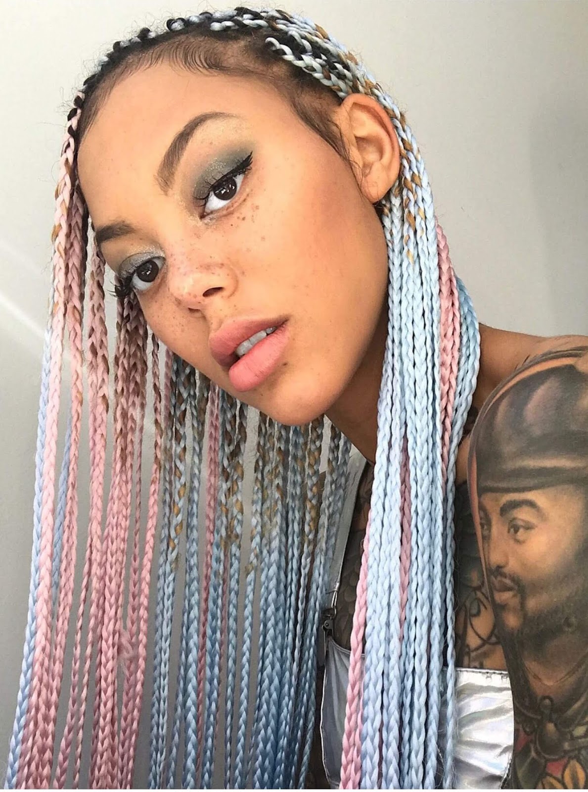 20 Latest Knotless Box Braids Styles Ponytails For African ...