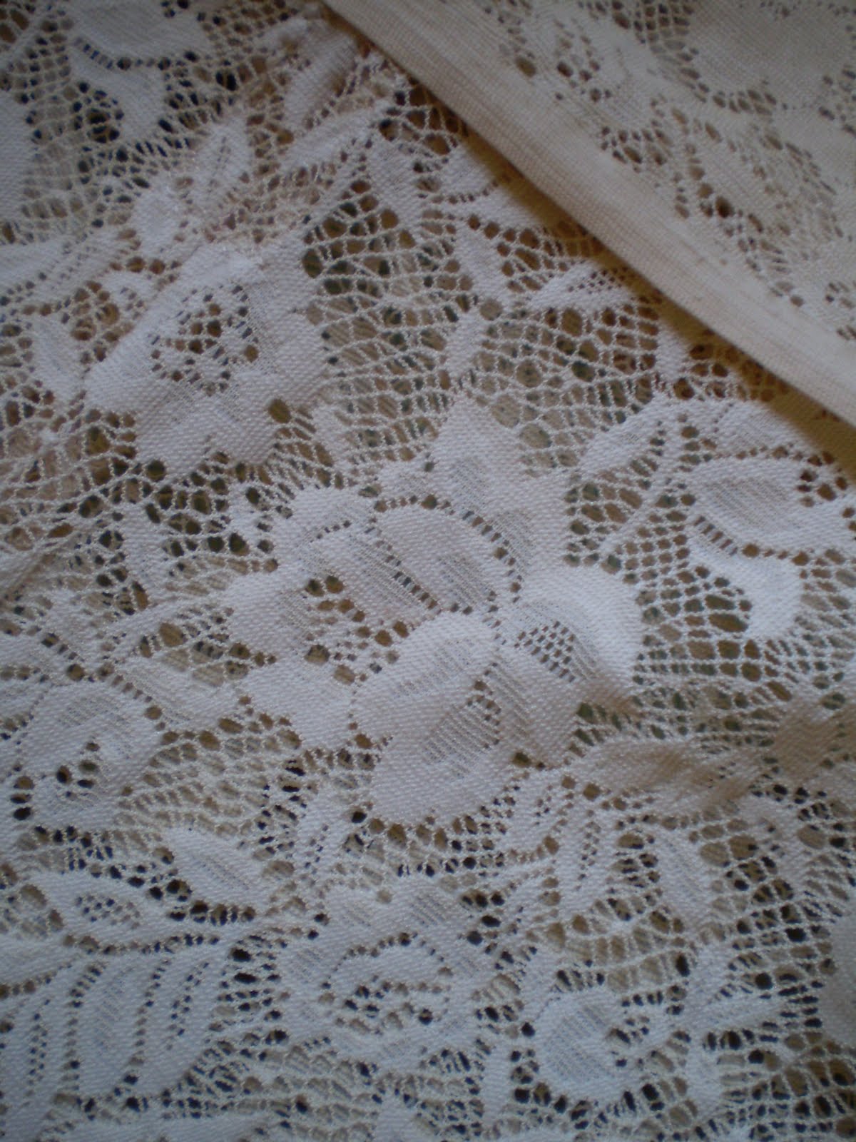 blog DD: leggings: elastic lace – Sewing Projects | BurdaStyle.com
