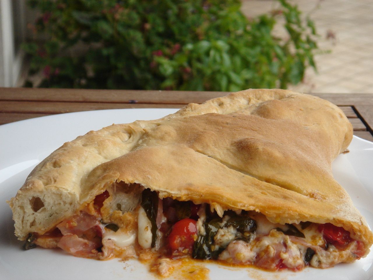 Nem vagyok mesterszakács Pizza calzone fokhagymásfriss oregánós pizza