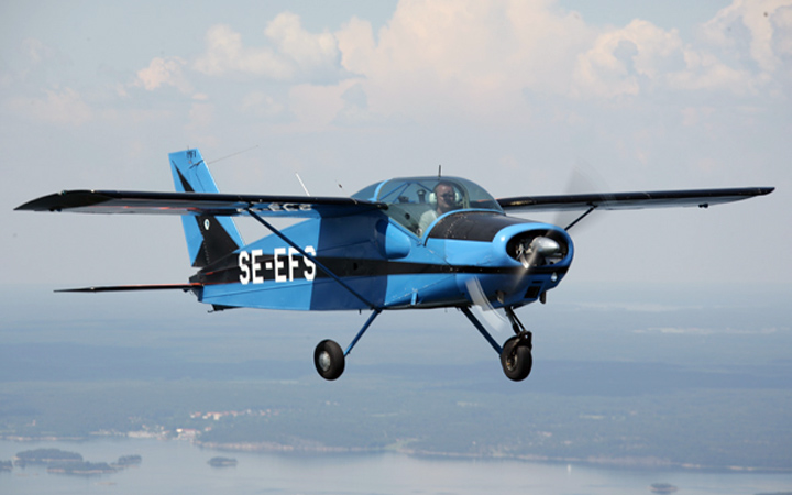 nhungdoicanh Malmo MFI9 Junior