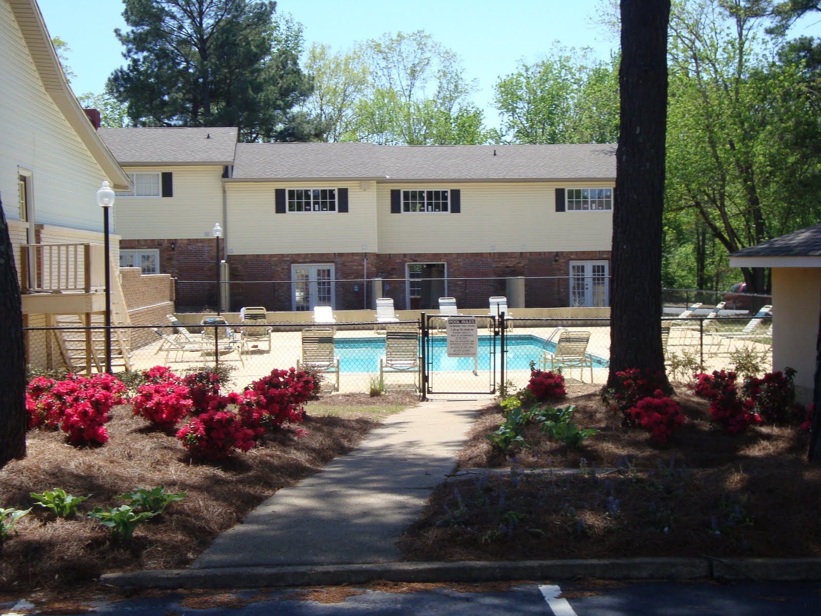 Oxford Square Townhomes Property Pictures