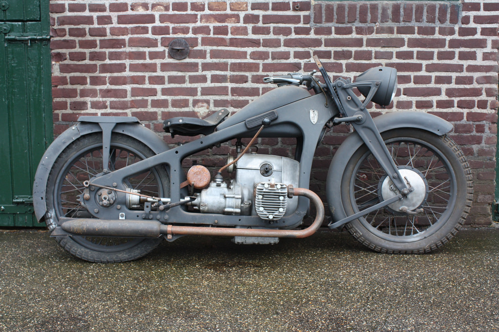 1935 ZUNDAPP K 600 - 2 CYLINDRES FLATWIN