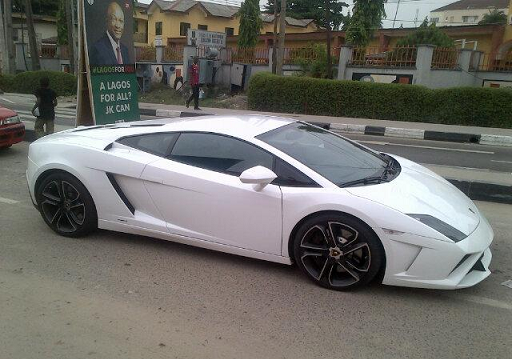 Lamborghini Aventador