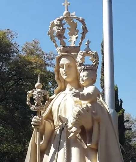 Presentan prototipo de monumento a la Virgen de Urkupiña