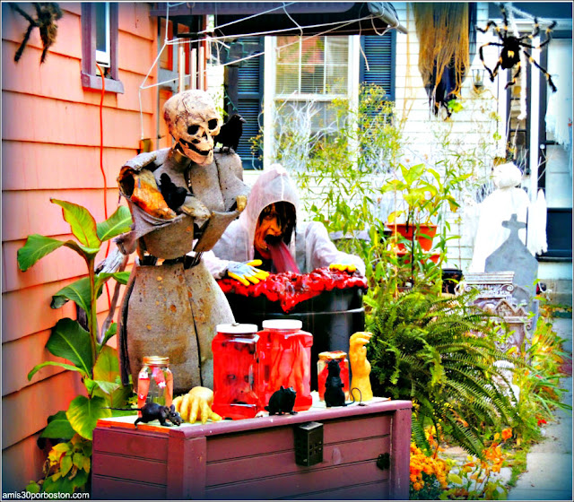 Decoraciones de Halloween en Salem 2013