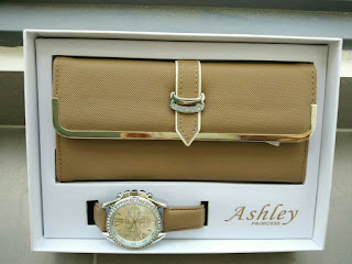 Ví và đồng hồ Ashley - thương hiệu hàng đầu của Mỹ - 2