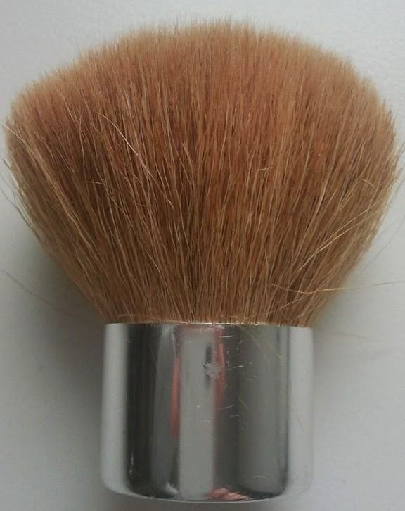 Joanna's cosmetics Kabuki Full Coverage Brush by Bare Minerals