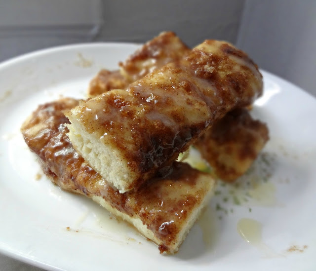 Cinnamon Roll Breadsticks- Cinnamon Roll Breadsticks-