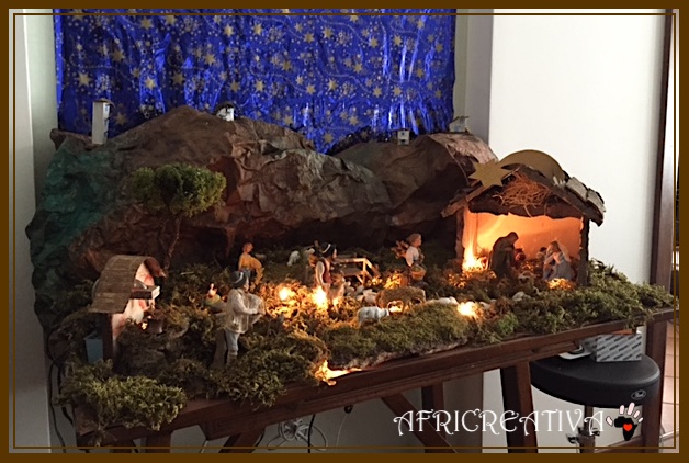 Africreativa Mangiatoia E Casette Per Il Presepe Con Riciclo Corteccia E Cartone E Sisa E Izulina Finalmente Dimesse